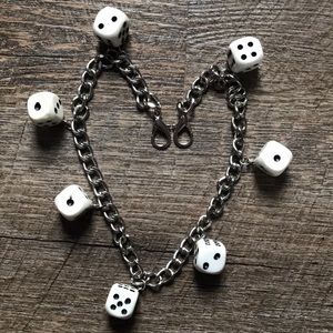 Dolls kill dice chain